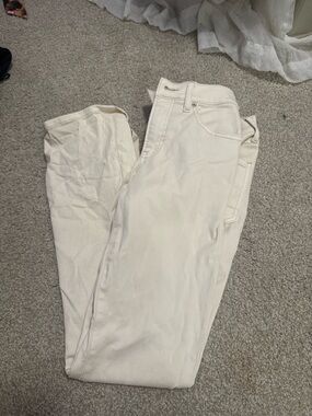 Express Women's Boot Cut Jeans in Off-White/Cream